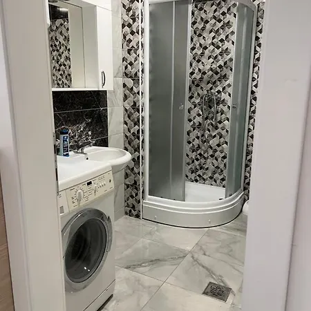 Una, Апартаменты