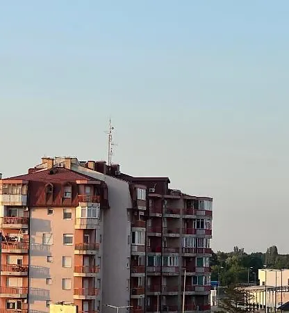 Una,